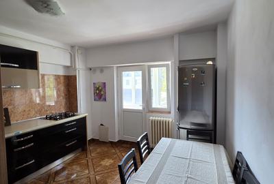Apartament cu 2 camere decomandat în Central - 3