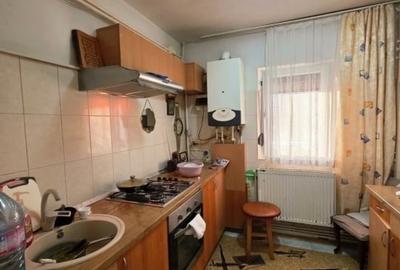 Apartament cu 3 camere decomandat în Tătărași - 7