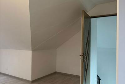 Casă cu 5 camere cu Teren 460 Mp în Central - 11