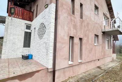 Casă cu 4 camere cu Teren 1152 Mp în Parța - 3