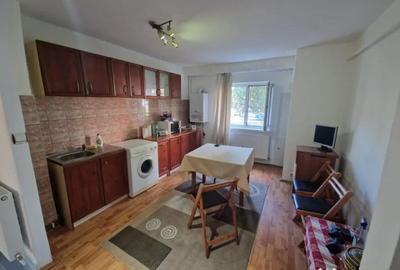 Apartament cu 3 camere decomandat în Hotvon - 9