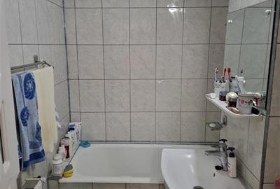 Apartament de  vanzare, 3 camere decomandat, in Ploiesti, Zona Mihai Bravu. - 18