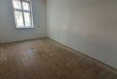 Casă cu 4 camere cu Teren 1256 Mp în Aradul Nou - 5