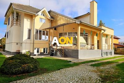 Casă individuală cu 7 camere cu Canalizare în Cetate - 1