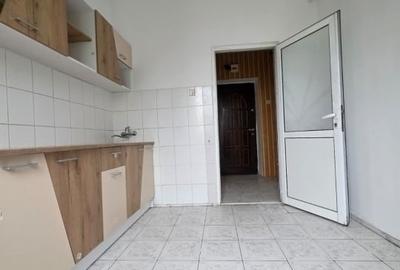 Etaj 2-Bulevardul Chimiei-1 Camera 28mp-bloc 80' Etaj 2-Bulevardul Chimiei-1 Camera 28mp-bloc 80' - 4