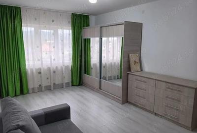 Apartament cu 2 camere decomandat în Central - 2