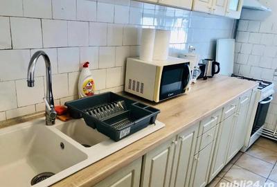 Vand apartament 4camere unirii 230000 euro - 2