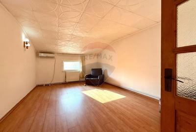 Vila de vanzare cu 16 camere  in zona Coiciu- Constanta - 20