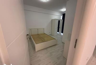 Apartament cu 2 camere în Km 4 - 7