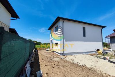 Casă individuală cu 4 camere cu Canalizare în Berceni - 2