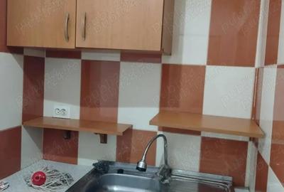 Camera de inchiriat in Tractorul. - 1