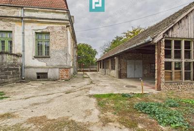 Spa?iu versatil de 80 mp in Periam - 1