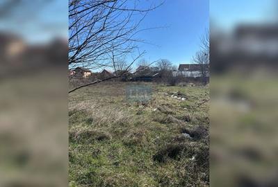 Teren Construcții intravilan de 757 mp, în Central - 3