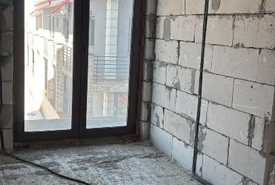 Casă cu 5 camere cu Teren 800 Mp în Schitu - 7