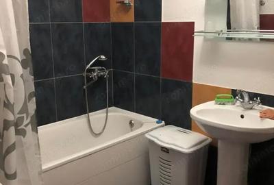 Apartament cu 2 camere decomandat în Ferentari - 2