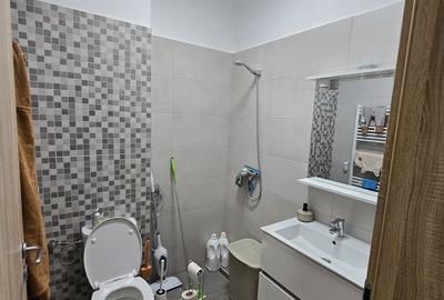 Apartament cu 3 camere în Central - 11