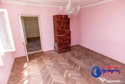 Casă cu 7 camere cu Teren 425 Mp în Păcii - 11