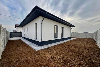 Casă individuală cu 4 camere cu Canalizare în Berceni - 2