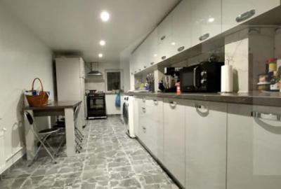 Casă cu 4 camere cu Teren 668 Mp în Central - 8