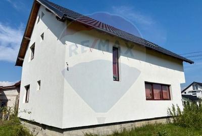 Casă individuală cu 5 camere cu Teren 300 Mp în Ocna Șugatag - 5