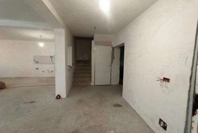 Casă cu 4 camere în Central - 4