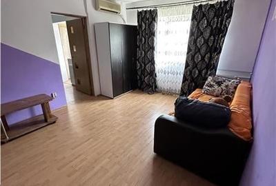 Mobilat și utilat et intermediar ?n spate la Secția 3 Mobilat și utilat et intermediar ?n spate la Secția 3 - 6