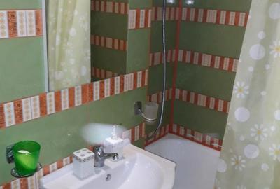 Apartament cu 3 camere decomandat în Răcădău - 3