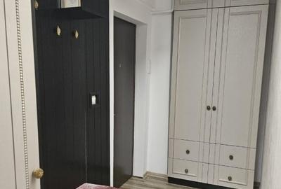 2 camere decomandat - etaj 1 - 68mp - loc de parcare - mobilat si utilat - 4