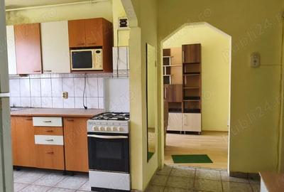 Apartament cu 4 camere semidecomandat în Gojdu - 8