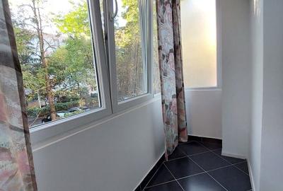 Titan metrou 10 minute mers, Potcoava, foarte curat, 1/4, Intr Badeni - 11