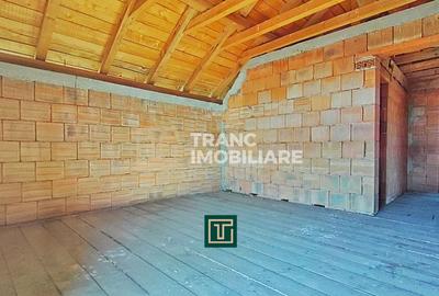 Casă cu 5 camere cu Teren 500 Mp în Aluniș - 9