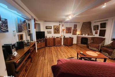 Casă cu 6 camere cu Teren 200 Mp în Central - 2