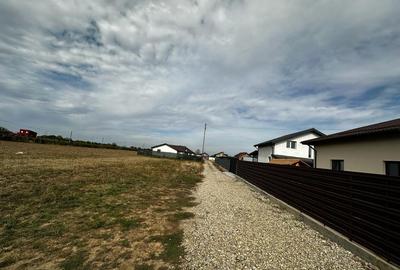 Teren de 672 mp, în Adunații-Copăceni - 1