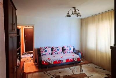 Propietar vand apartament cu 2 camere semidecomandat, situat in zona Sagului, conf 1 Propietar vand apartament cu 2 camere semidecomandat, situat in zona Sagului, conf 1 - 6