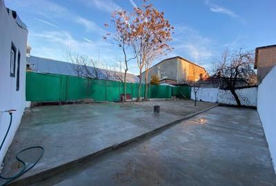 Casă la curte 260mp de vânzare Excelentă   Sălaj Bachus Sector 5 - 3