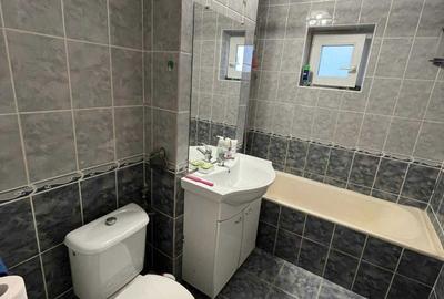 Apartament cu 3 camere decomandat în Central - 3