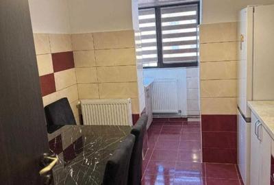 Apartament cu 2 camere decomandat în 9 Mai - 1