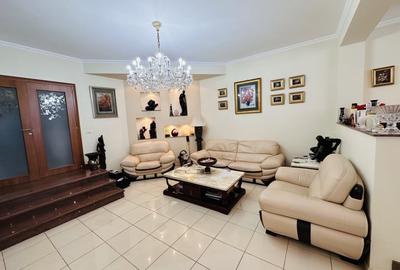 Casă individuală cu 10 camere cu Piscina în Roșu - 4