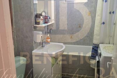 Apartament cu 3 camere decomandat în Cantacuzino - 13