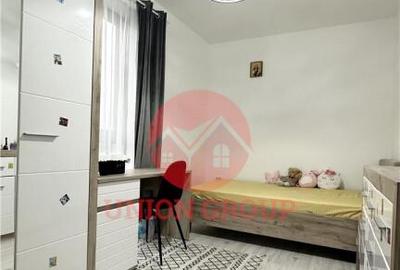 Apartament cu 3 camere semidecomandat, mobilat în Palazu Mare - 10