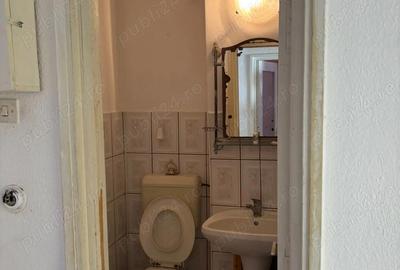 Apartament cu 3 camere decomandat în Dărmănești - 8