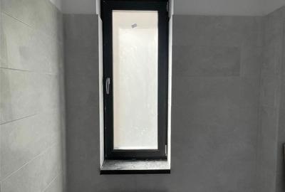 Casă cu 4 camere în Central - 2