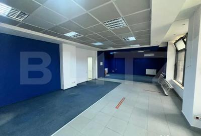 Spațiu comercial, de 130 mp, în 22 Decembrie - 8