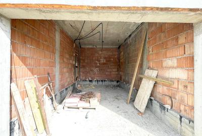 Duplex cu 5 camere cu Canalizare în Moșnița Nouă - 13