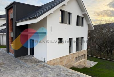 Casă individuală cu 4 camere cu Canalizare în Chinteni - 2