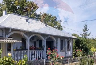 Casa individuala cu teren de 3.414 mp, Comuna Comarna - 6