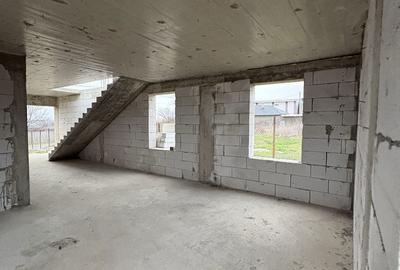 Casă cu 3 camere în Foltești - 2