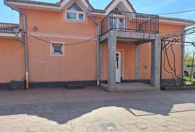 Casă cu Teren 500 Mp în Borș - 1