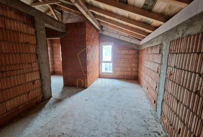 Duplex la rosu cu 3 camere | Mosnita Veche | Padurea Bistrei - 8