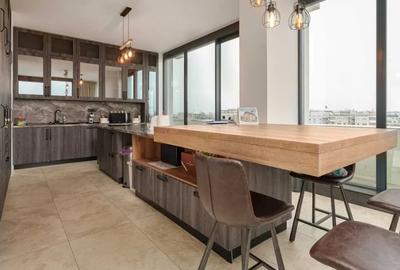 Piata Muncii,bl,2017,DECOMANDAT,Vedere Paronamica,terasa 374mp,centrala,parcare - 2